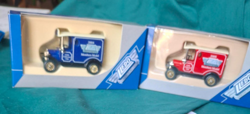 Lledo collectors club - x,