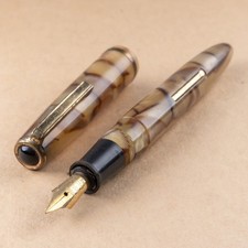 1940 Nishio  Brown Celluloid