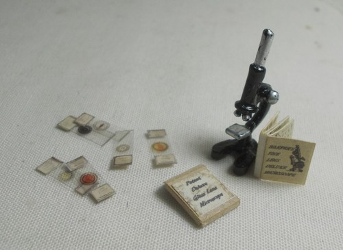 Dolls house miniature - dolls,