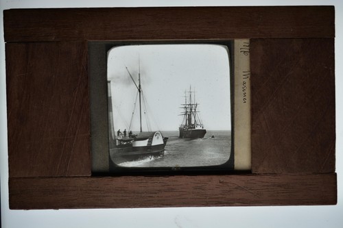Paddle steamer sailing ship - sailing,