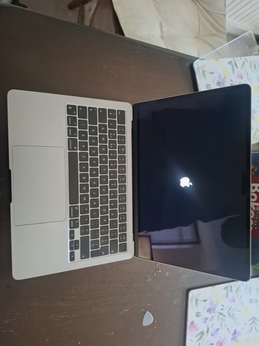 Apple macbook air inch - inch, m3