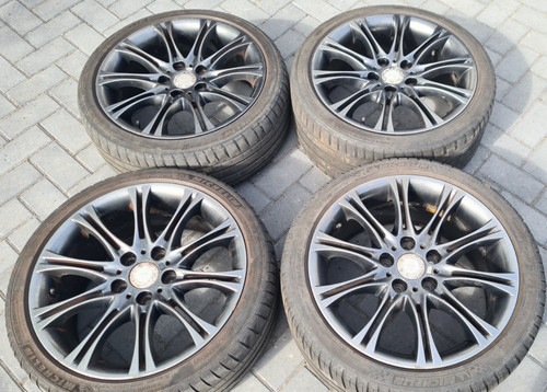 Bmw mv2 alloy wheels - 18",