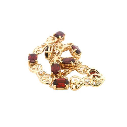 Elegant 9ct yellow gold - yellow, and