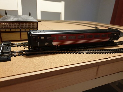 Hornby virgin hst coach 42090 - hornby,