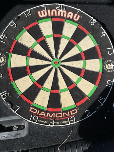 Winmau diamond plus dart - diamond, board