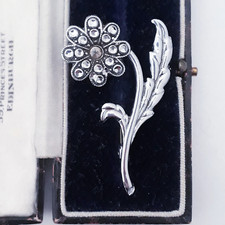 VINTAGE STAYBRITE DAISY FLOWER