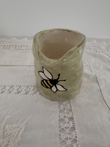 Green ceramic bee jug - ceramic,