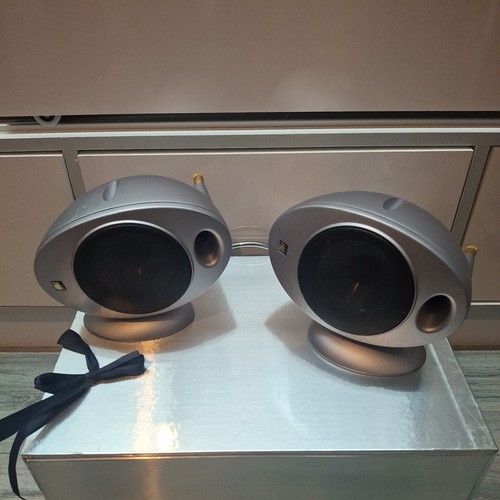Pair 100w silver kef - pair,