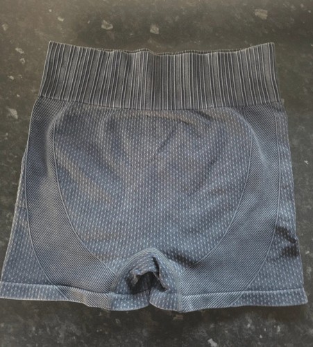 Scrunch bum workout shorts - , l