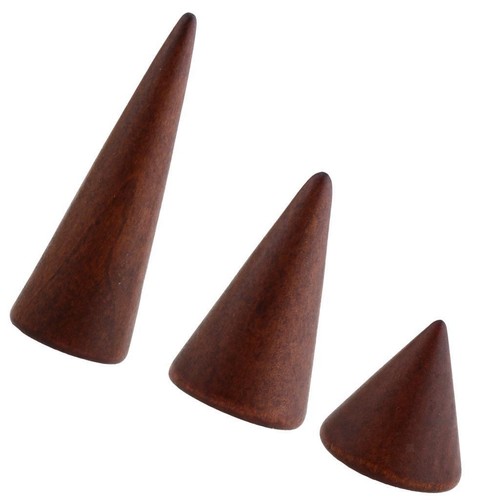 Assorted cone 8cm - assorted, 3/5/8cm