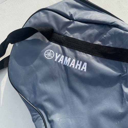 Yamaha outboard motor - motor,
