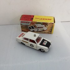 Dinky Toys 212 Ford Cortina