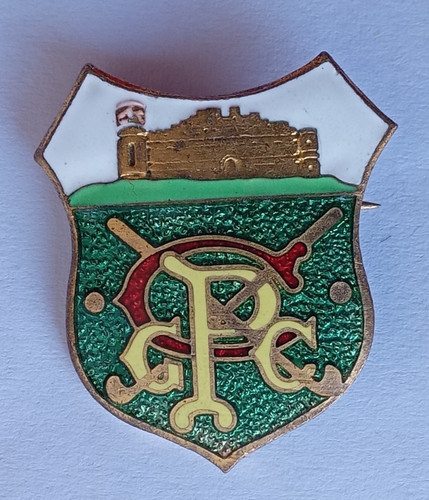 Golfing golf club vintage - golfing,