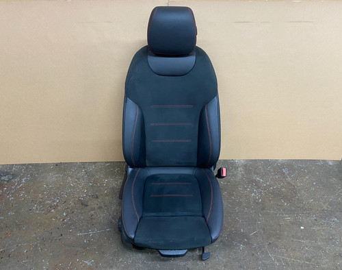 Mercedes class w177 driver - a,