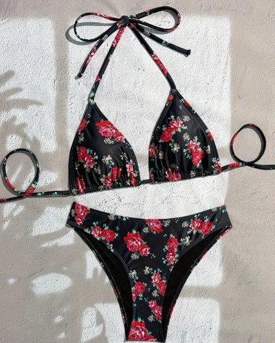 Flattering black red floral - black, &