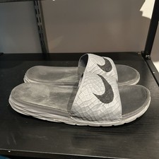 Nike Benassi Solarsoft Slides