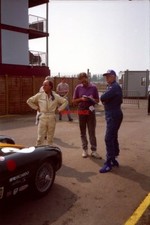 PHOTO  BOBBY BELL AND MARTIN COLVILL EACH BROUGHT A FORD GT40 ALONG FOR THE PRE-