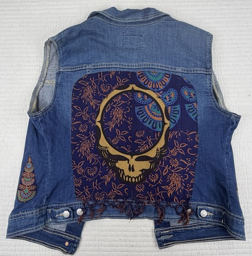 Mountain girl clothing - girl,