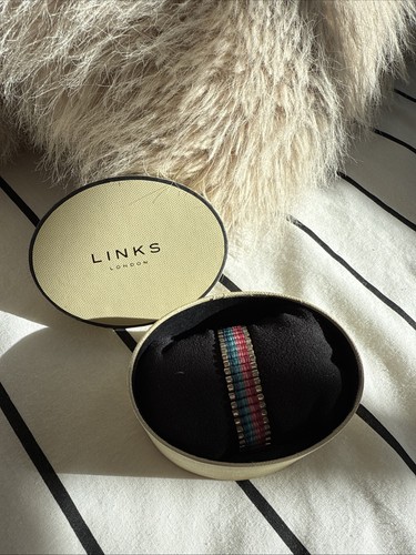 Links london friendship - of,