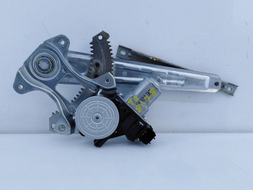 827310v01c rear right window - 827310v01c,