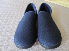 Mens TU Sainsbury Slippers size SMALL 9  New without tags.