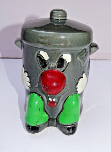 Vintage dusty bin - dusty, box