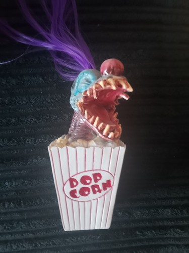 Killer klowns from outer - killer,