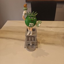 M&M's Statue of Liberty