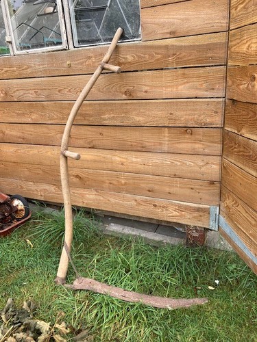 Vintage scythe excellent - in,