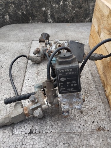 Air pressure release - air,