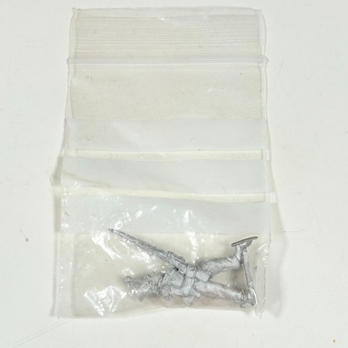 Infantry soldier unpainted - soldier,