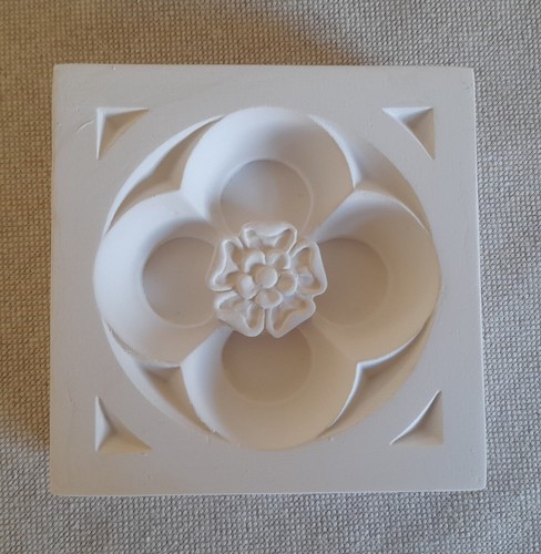 Pair gothic design - gothic, plaster