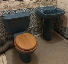 Royal Doulton Blue Toilet and Sink Bathroom Suite Set