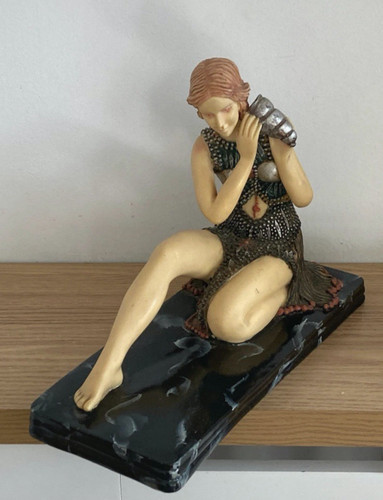Vintage art deco style - art, resin