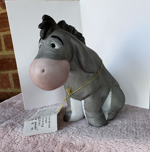 Disney eeyore winnie the - eeyore, pooh