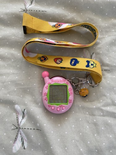 Tamagotchi connection pink - connection, v4