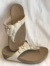 FitFlop FLEUR 39.5/6.5 -URBAN WHITE Toe-post Wobbleboard Sandal - Fab