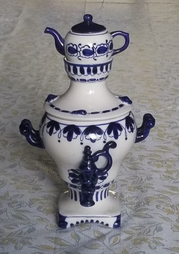 Porcelain tea caddy jar - tea,