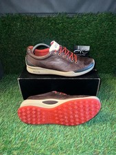ECCO Natural Motion Yak