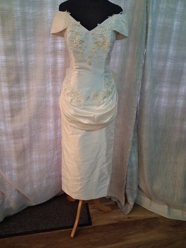 Wedding dress size ivory - wedding,