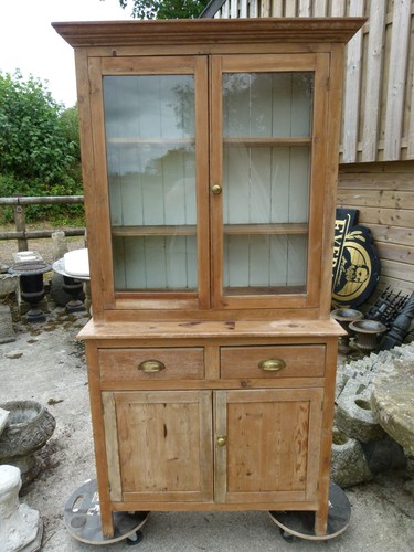 Lovely looking vintage - lovely,