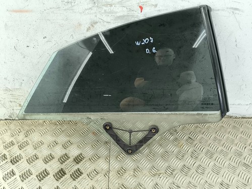 Mercedes benz coupe - e,