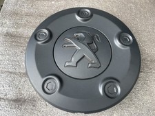 One Genuine Peugeot Expert Van