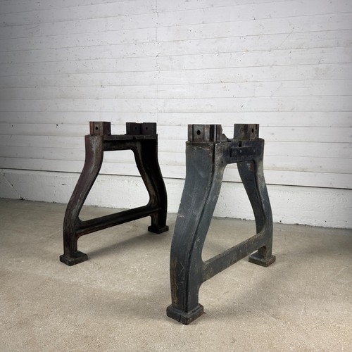Pair antique cast iron - cast,