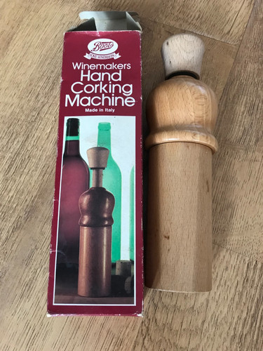 Boxed vintage winemakers hand - vintage,
