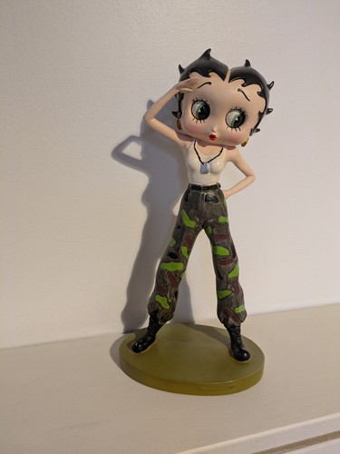 Very rare betty boop saluting - rare,