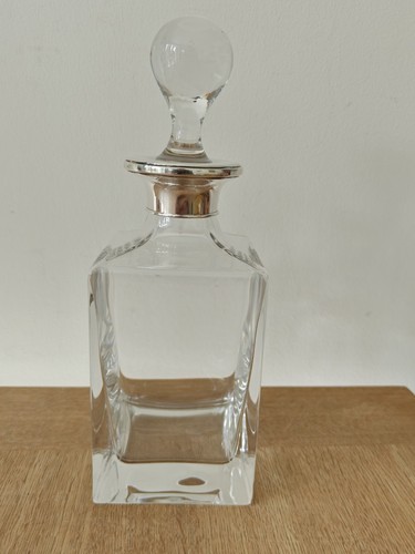 Broadway co decanter - &,