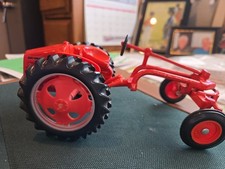 Allis Chalmers Antique tractor number 1 alias chambers G 1948