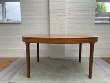 Mid-Century Oval Nathan