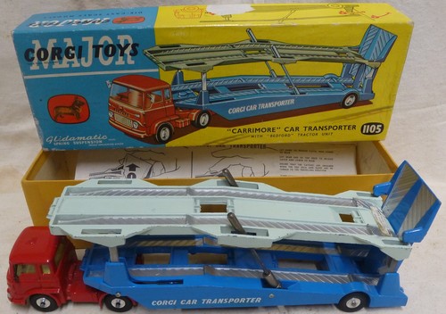Vintage corgi carrimore car - corgi,
